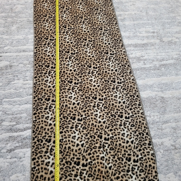 Leopard Print Scarf 80x26 - Picture 4 of 6